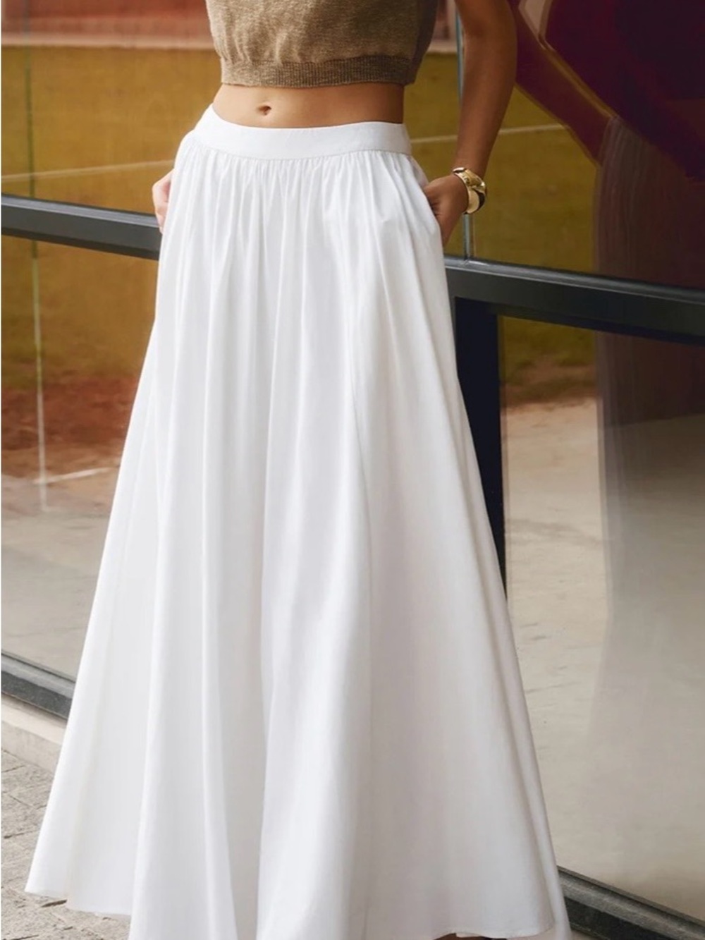 Commense White Maxi Skirt Flowy Elegant- Dress it dress it down - Picture 1 of 7